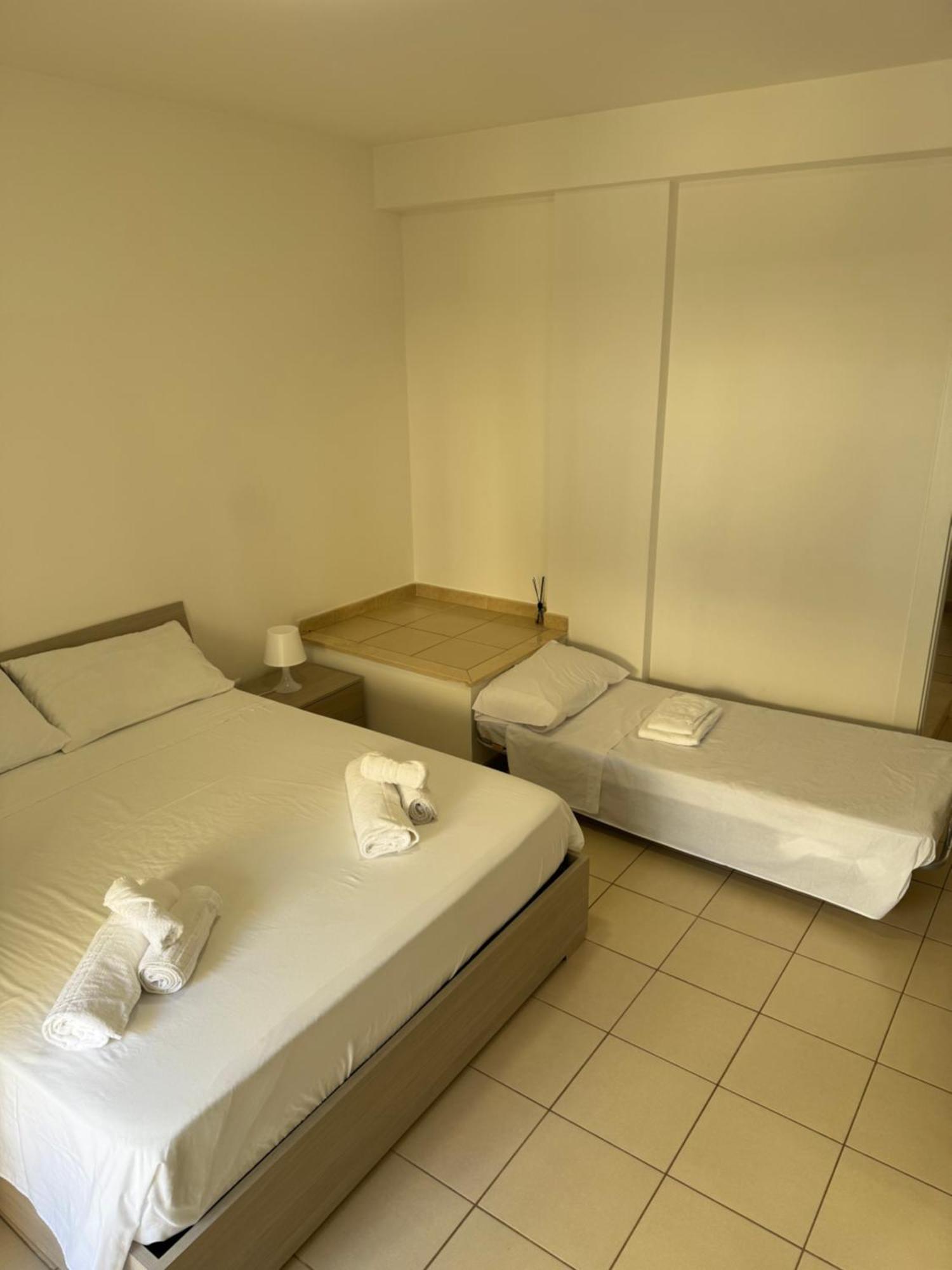 Indipendence Home Brindisi Bagian luar foto