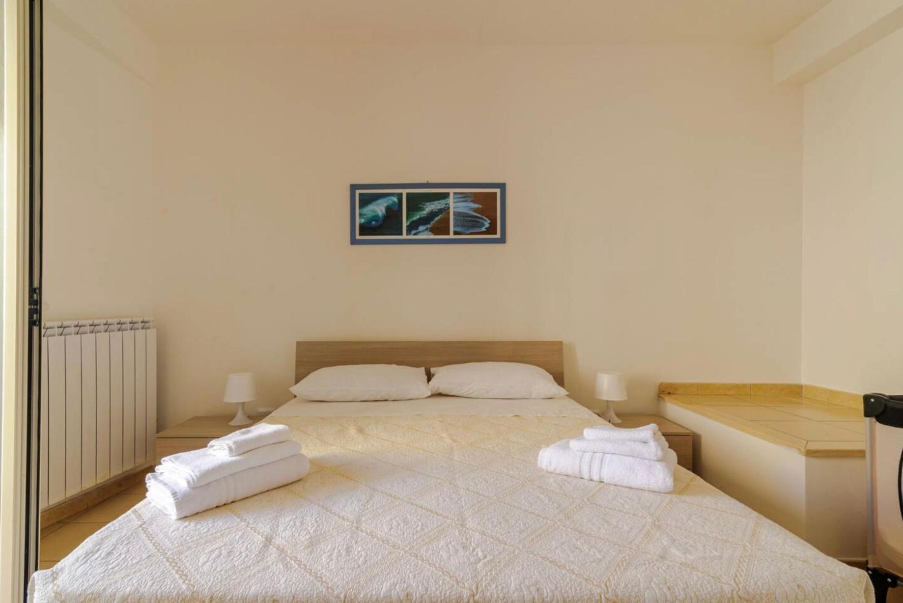 Indipendence Home Brindisi Bagian luar foto