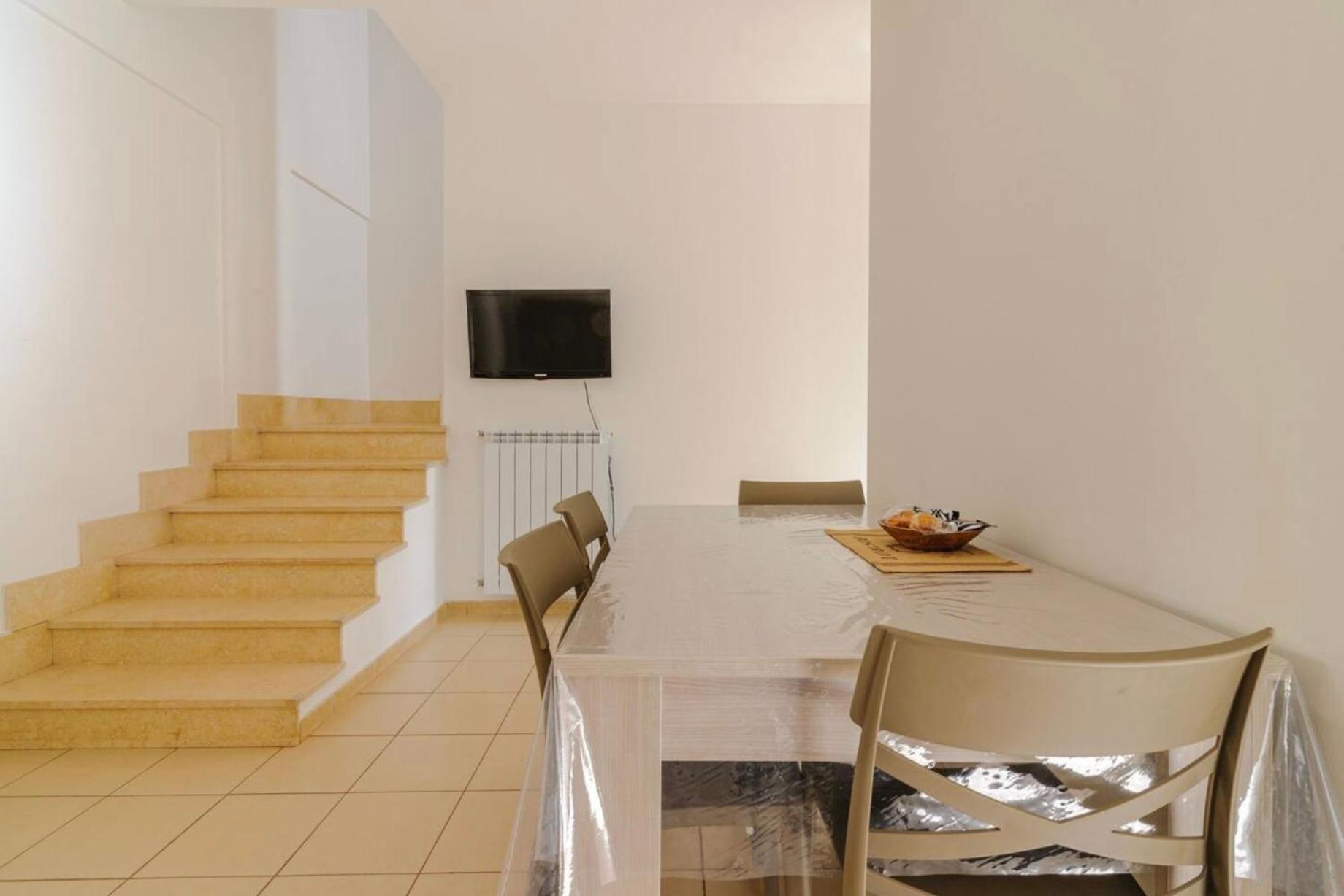 Indipendence Home Brindisi Bagian luar foto